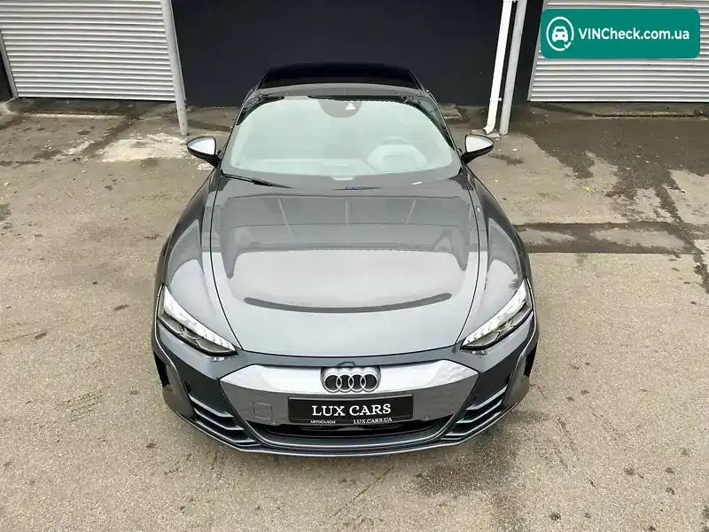 Audi e-tron GT 2021, фото з оголошення 2 з 21, VIN WAUZZZFW5N7000925