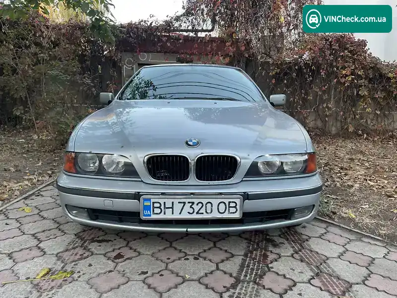 BMW 5 Series 1997, фото з оголошення 2 з 10, VIN WBADD11070BN37525