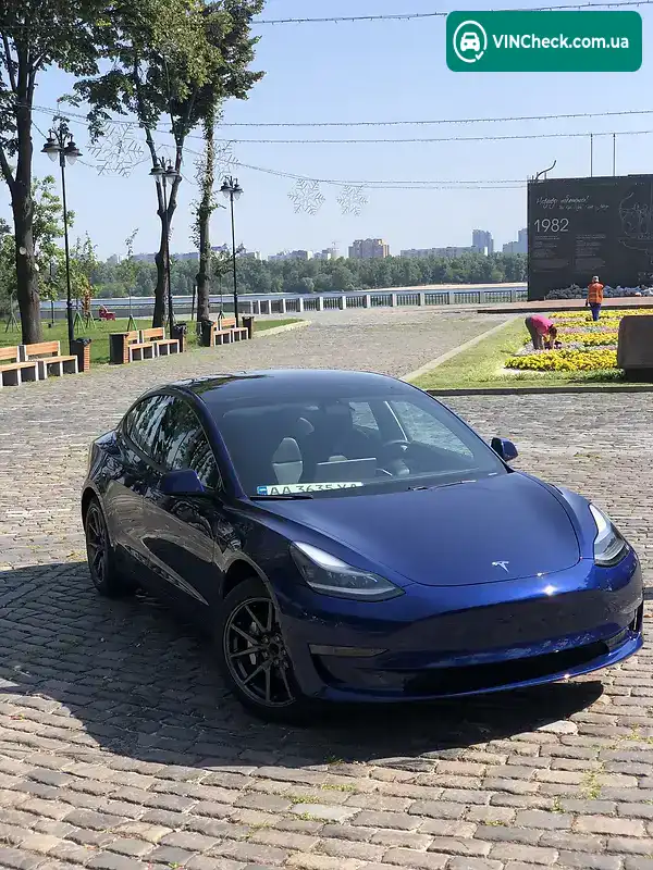 Tesla Model 3 2021, фото з оголошення 1 з 13, VIN 5YJ3E1EA4MF976439
