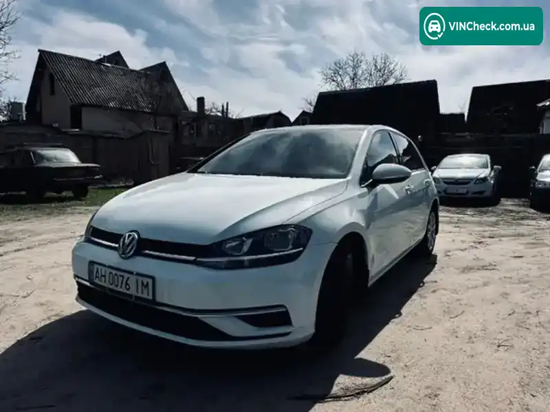 Volkswagen Golf 2018, фото з оголошення 1 з 13, VIN 3VWB17AU8JM289656