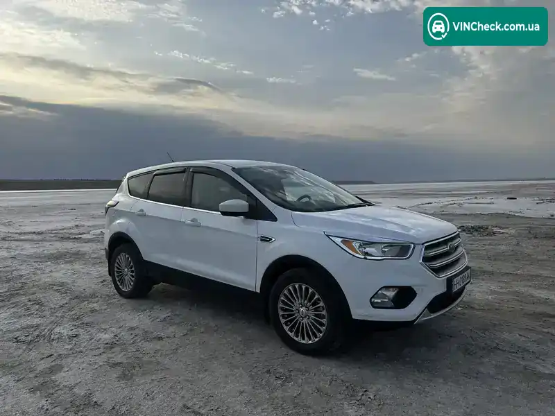 Ford Escape 2017, фото з оголошення 1 з 11, VIN 1FMCU9GDXHUA56929