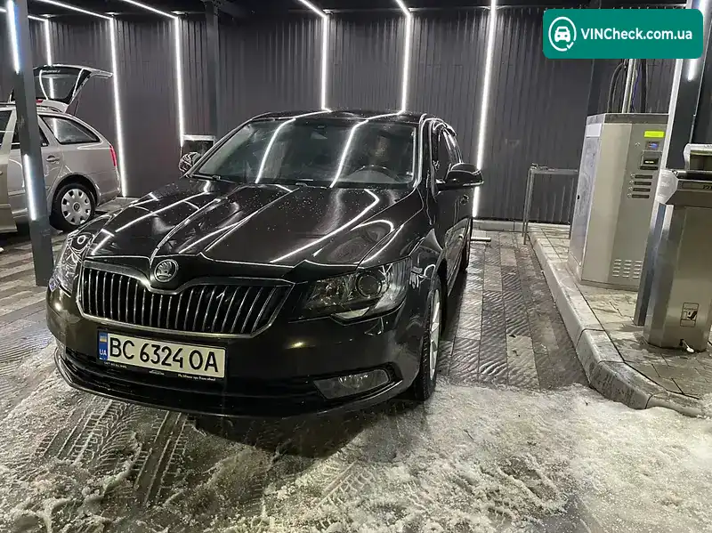 Skoda Superb 2013, фото з оголошення 1 з 20, VIN TMBAE73T5E9021739