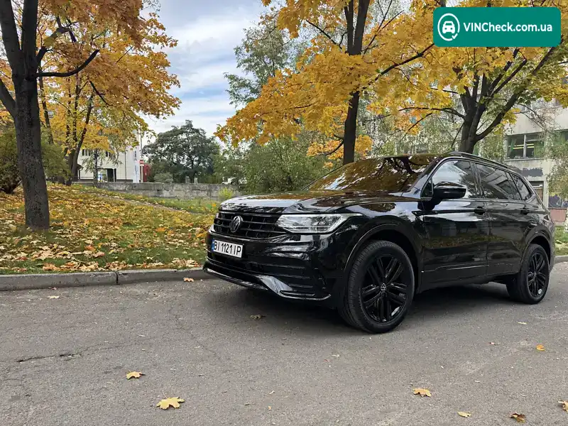 Volkswagen Tiguan 2022, фото з оголошення 1 з 13, VIN 3VV0B7AX7NM108555