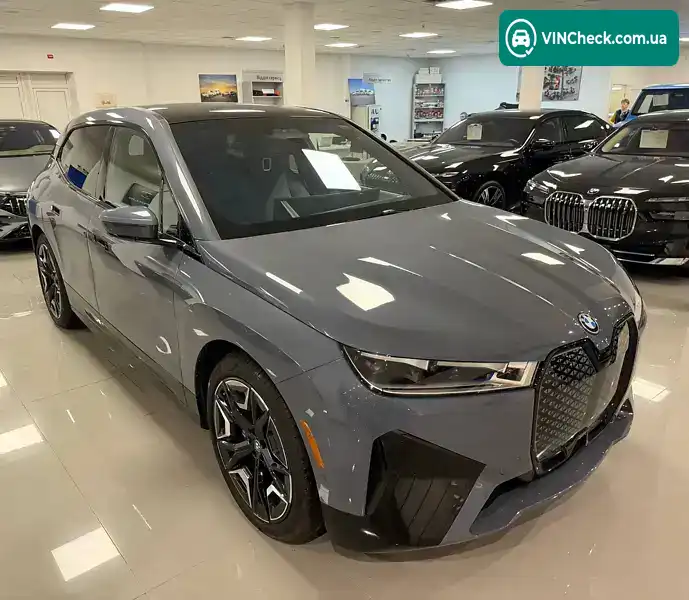 BMW iX 2023, фото з оголошення 2 з 21, VIN WB533CF08RCR13397