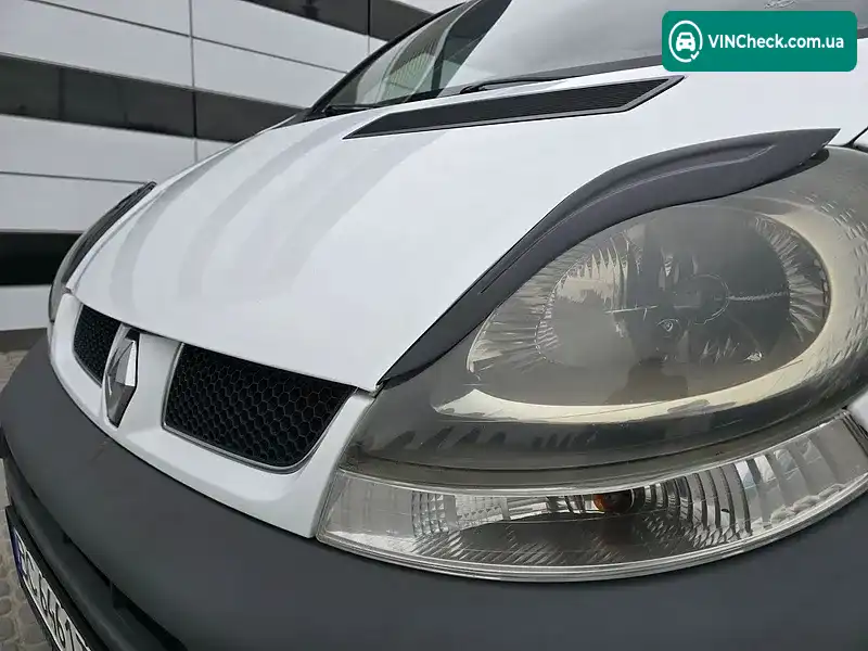 Renault Trafic 2003, фото з оголошення 2 з 17, VIN VF1FLABA53V190321