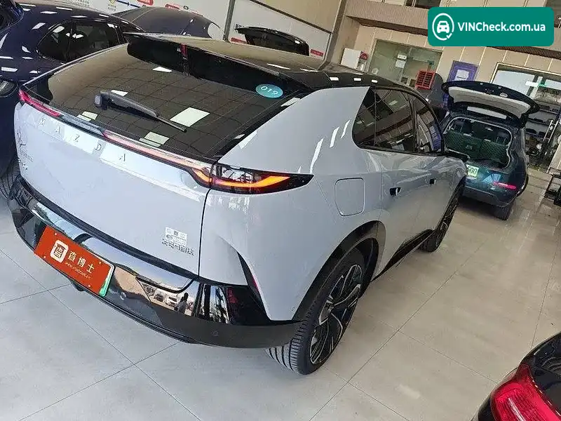 Mazda EZ-60 2025, фото з оголошення 2 з 10, VIN LVRHDCEM1SN010504