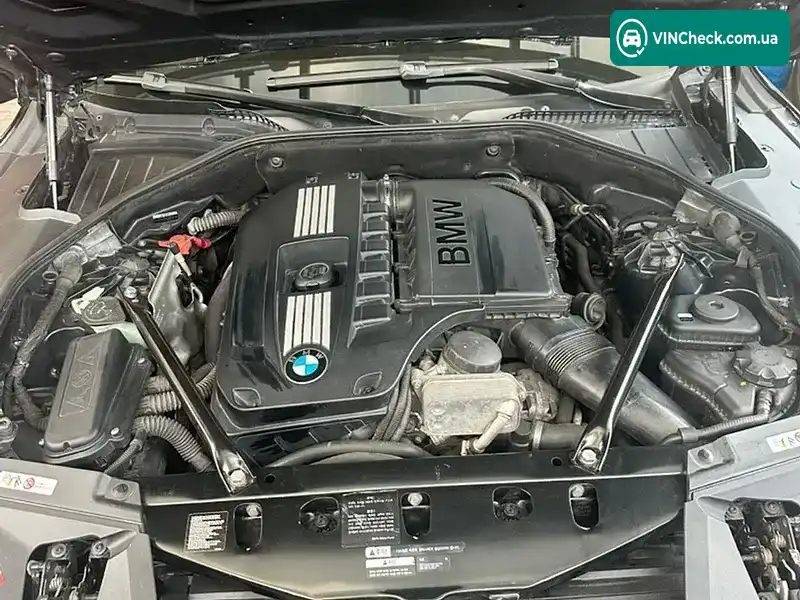BMW 7 Series 2011, фото з оголошення 2 з 20, VIN WBAKB4102CC929583