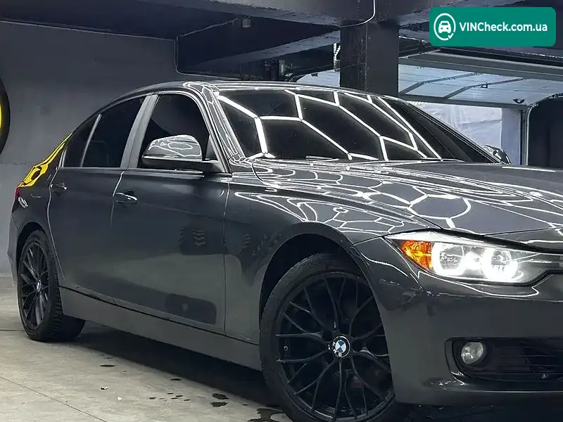 BMW 3 Series 2013, фото з оголошення 2 з 20, VIN WBA3B5G5XDNS01979