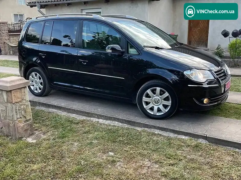 Volkswagen Touran 2008, фото з оголошення 2 з 20, VIN WVGZZZ1TZ9W038434