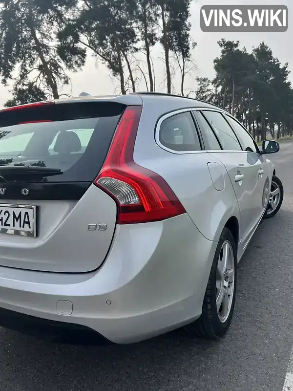 Volvo V60 2011, фото з оголошення 2 з 21, VIN YV1FW88A0C1060193