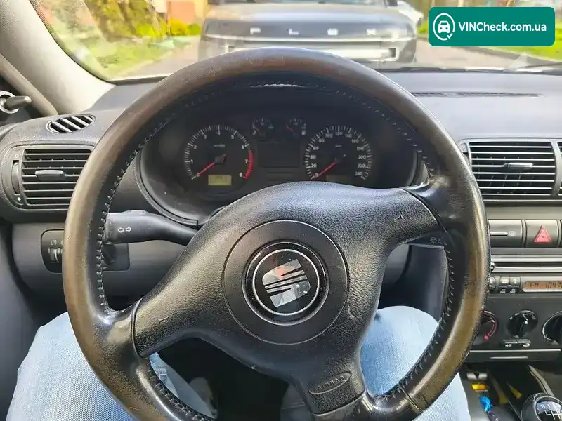 SEAT Leon 2002, фото з оголошення 1 з 9, VIN VSSZZZ1MZ3R049725