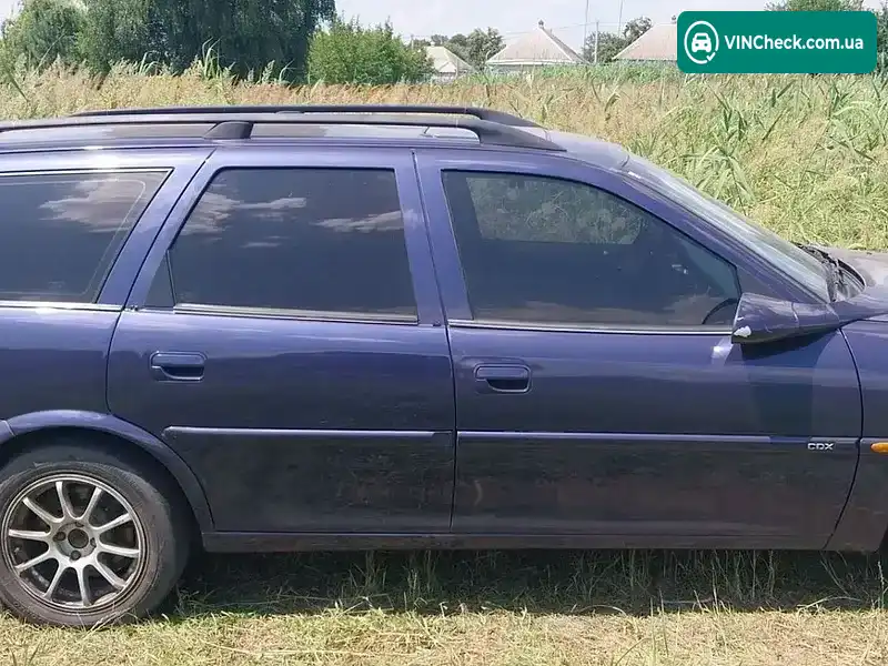 Opel Vectra 1997, фото з оголошення 1 з 10, VIN W0L000031V7093222