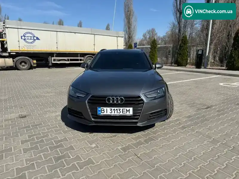 Audi A4 2018, фото з оголошення 2 з 21, VIN WAUZZZF48JA164133