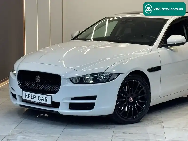 Jaguar XE 2019, фото з оголошення 2 з 20, VIN SAJAR4FX0KCP52077