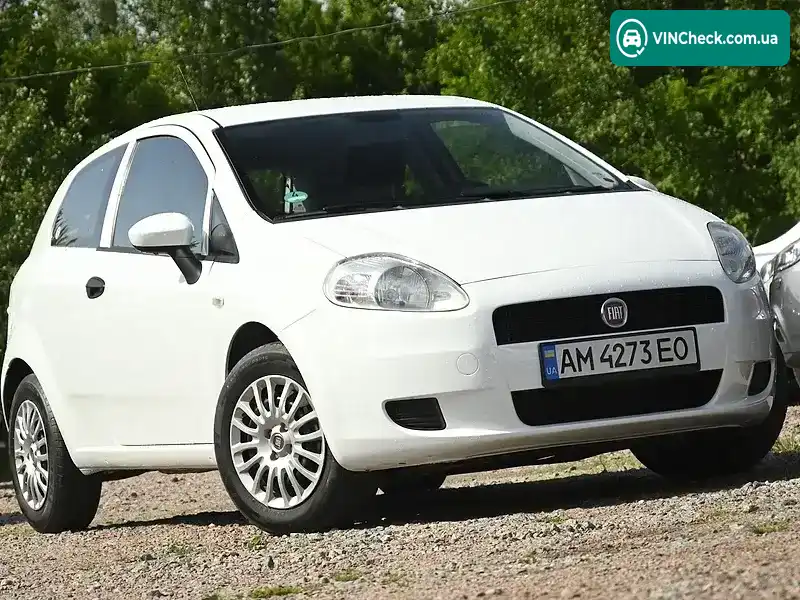 Fiat Punto 2011, фото з оголошення 2 з 20, VIN ZFA19900000802386