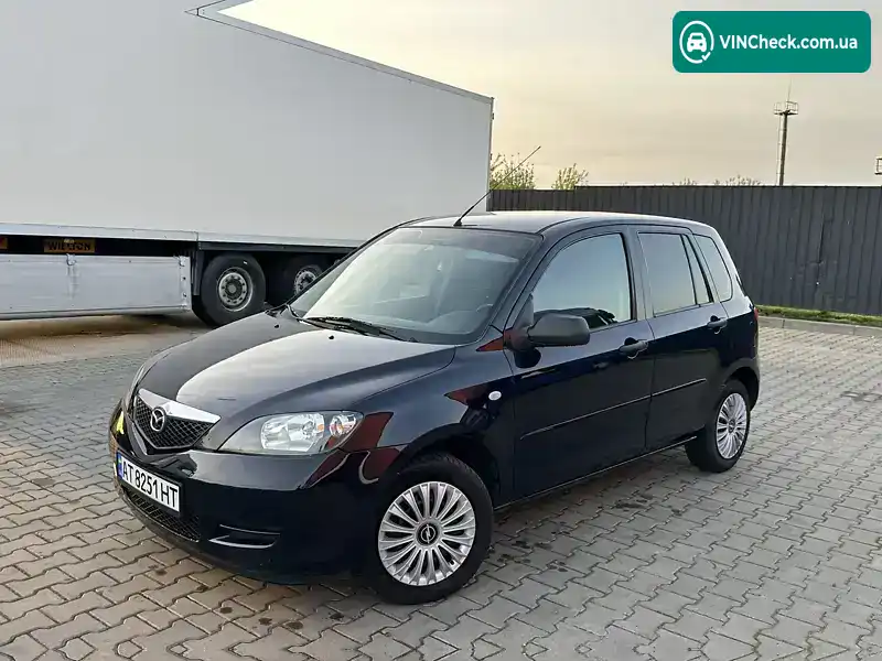 Mazda 2 2004, фото з оголошення 2 з 21, VIN JMZNB2WPJN4S33703