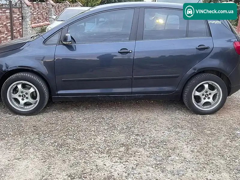 Volkswagen Golf 2005, фото з оголошення 2 з 12, VIN WVWZZZ1KZ6W548347