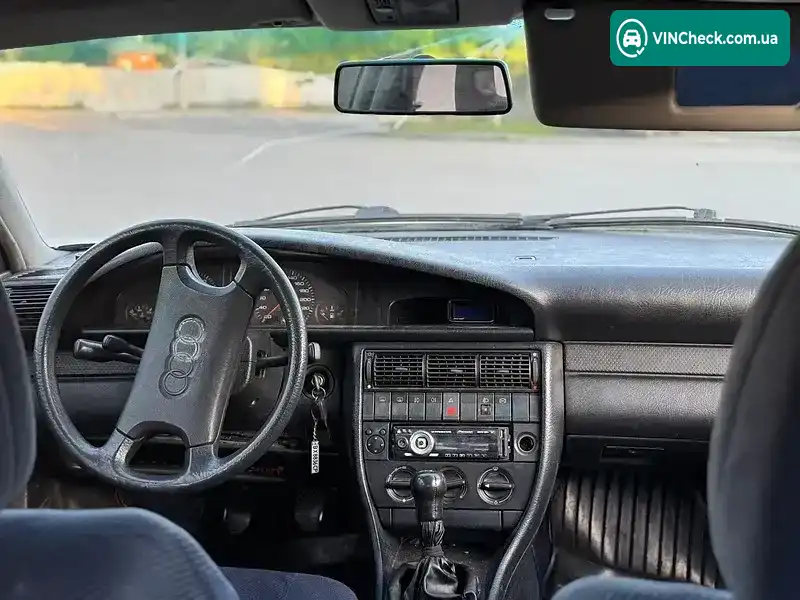 Audi 100 1992, фото з оголошення 2 з 12, VIN WAUZZZ4AZNN019450