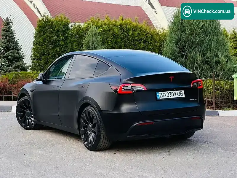 Tesla Model Y 2022, фото з оголошення 2 з 20, VIN 7SAYGDEF4NF457182