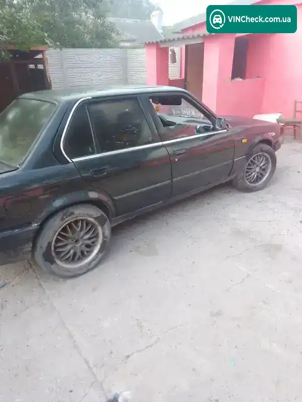 BMW 3 Series 1990, фото з оголошення 2 з 7, VIN WBAAC11010AB42805