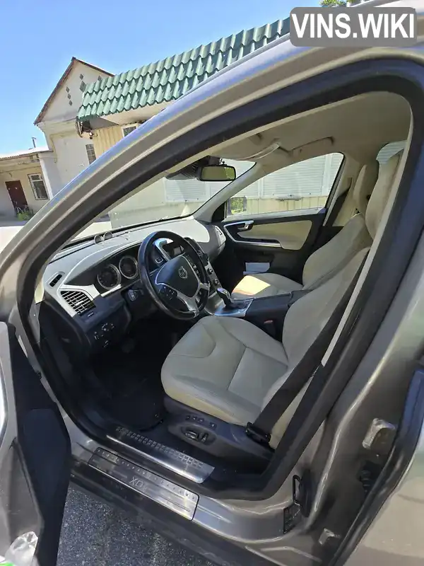 Volvo XC60 2013, фото з оголошення 2 з 10, VIN YV1DZ8256D2464832