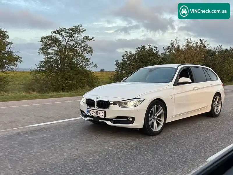 BMW 3 Series 2015, фото з оголошення 1 з 17, VIN WBA3L31010K486517