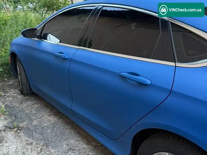 Chrysler 200 2014, фото з оголошення 1 з 10, VIN 1C3CCCAB9FN641895