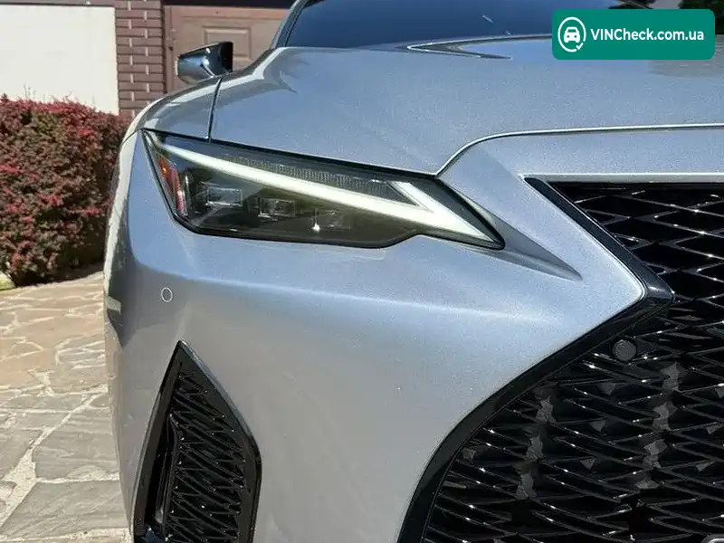 Lexus IS 2023, фото з оголошення 2 з 20, VIN JTHGZ1B22P5069924