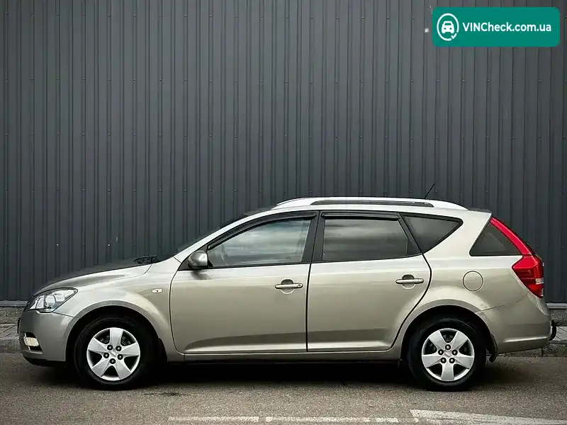 Kia Ceed 2010, фото з оголошення 2 з 17, VIN U5YHC816BAL150635