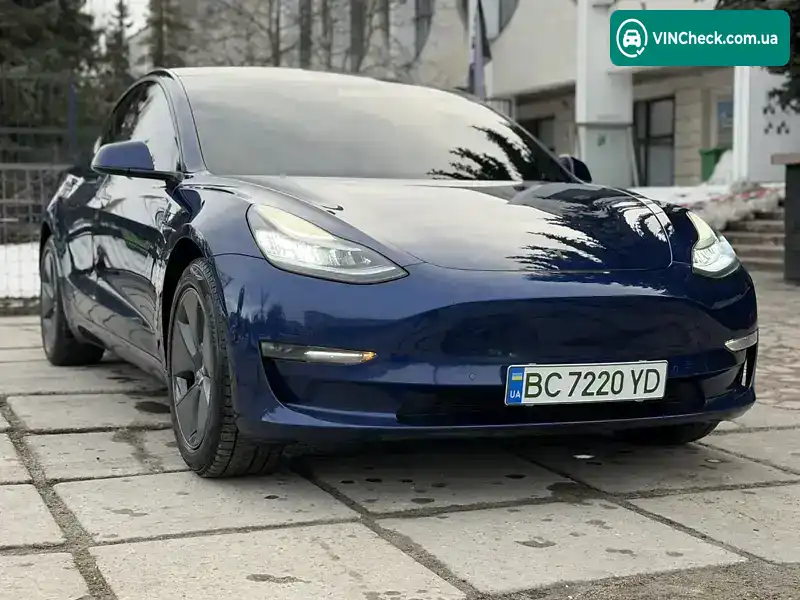 Tesla Model 3 2018, фото з оголошення 2 з 21, VIN 5YJ3E1EA4JF154204