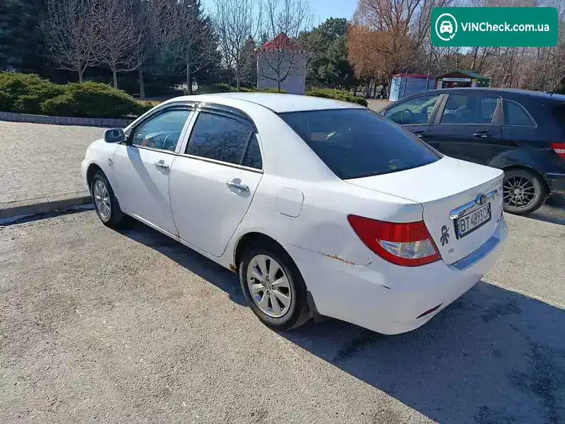 BYD F3 2013, фото з оголошення 2 з 19, VIN LGXC16AF2E0004061
