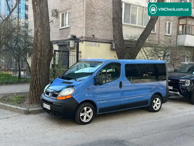 Renault Trafic 2005, фото з оголошення 1 з 17, VIN VF1FLACA65Y076922