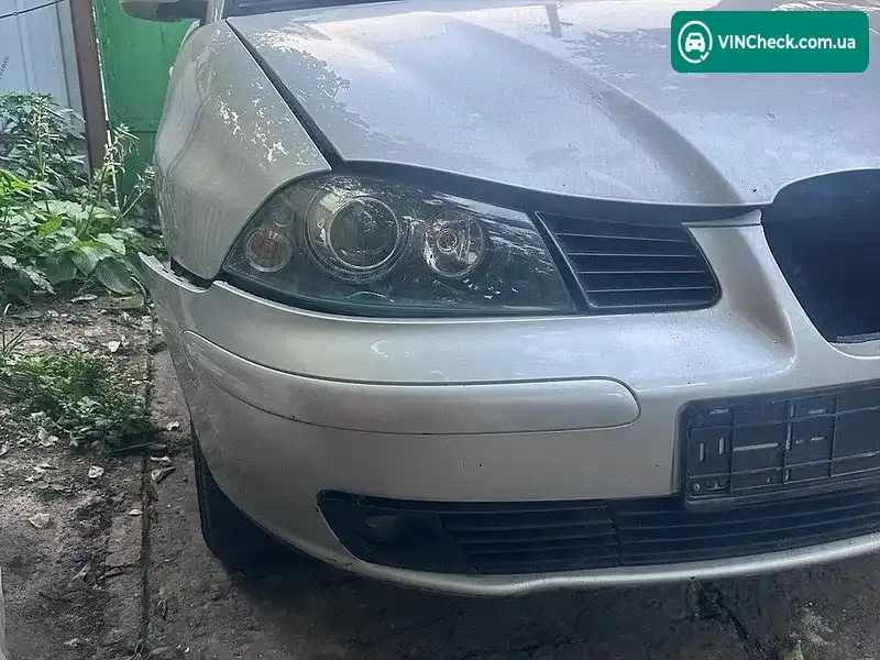 SEAT Ibiza 2003, фото з оголошення 1 з 20, VIN VSSZZZ6LZ4D005234