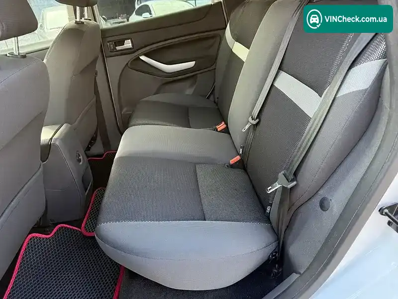 Ford Kuga 2012, фото з оголошення 1 з 21, VIN WF0RXXGCDRCY77309