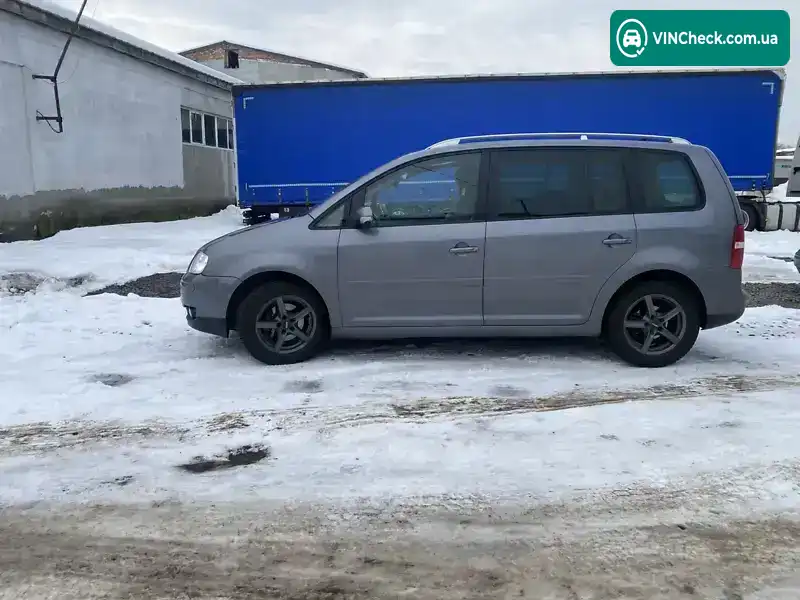 Volkswagen Touran 2004, фото з оголошення 1 з 13, VIN WVGZZZ1TZ5W063776