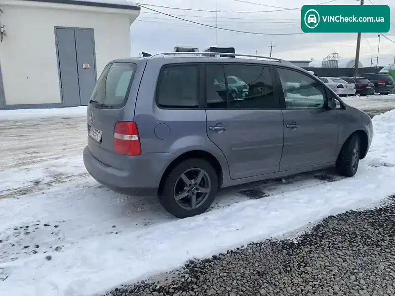 Volkswagen Touran 2004, фото з оголошення 2 з 13, VIN WVGZZZ1TZ5W063776