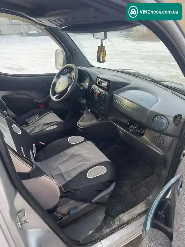 Fiat Doblo 2001, фото з оголошення 2 з 7, VIN ZFA22300005023516