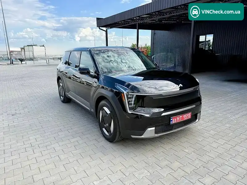 Kia EV9 2023, фото з оголошення 2 з 20, VIN KNDAB5S16R6030468