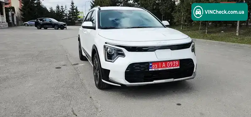Kia Niro 2023, фото з оголошення 1 з 20, VIN KNDCR3L14P5052978