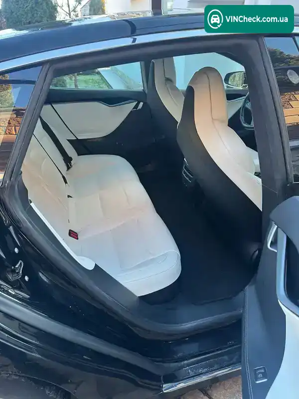 Tesla Model S 2019, фото з оголошення 1 з 13, VIN 5YJSA7E26KF304804