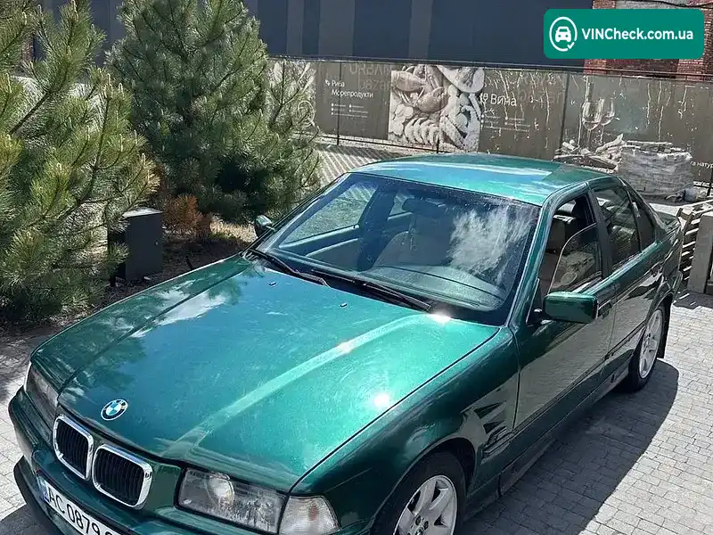 BMW 3 Series 1993, фото з оголошення 1 з 15, VIN WBACC31060KB30745