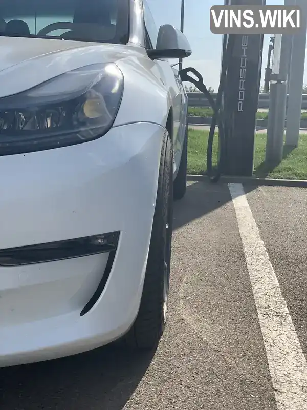 Tesla Model 3 2021, фото з оголошення 2 з 9, VIN LRW3E7EB3MC420404