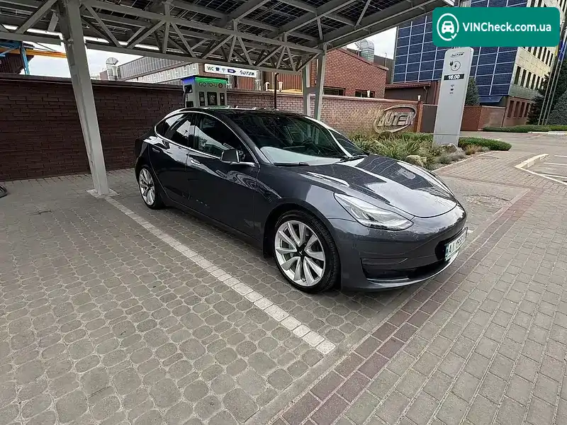 Tesla Model 3 2019, фото з оголошення 2 з 20, VIN 5YJ3E7EB4KF335140