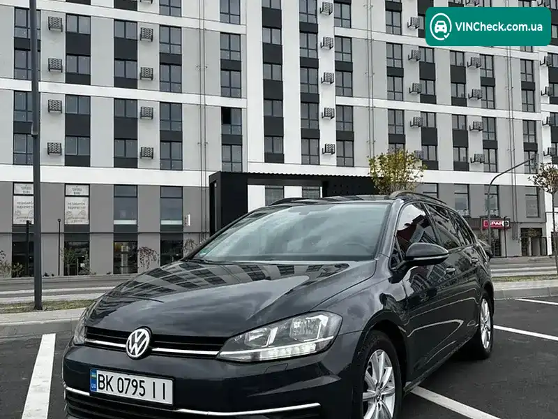Volkswagen Golf 2017, фото з оголошення 1 з 21, VIN WVWZZZAUZJP567081
