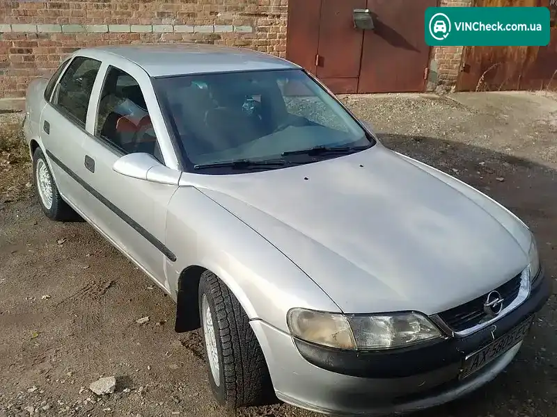 Opel Vectra 1996, фото з оголошення 1 з 12, VIN W0L000036T1137129