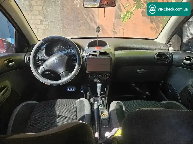 Peugeot 206 2006, фото з оголошення 1 з 6, VIN VF32AKFWR47458436