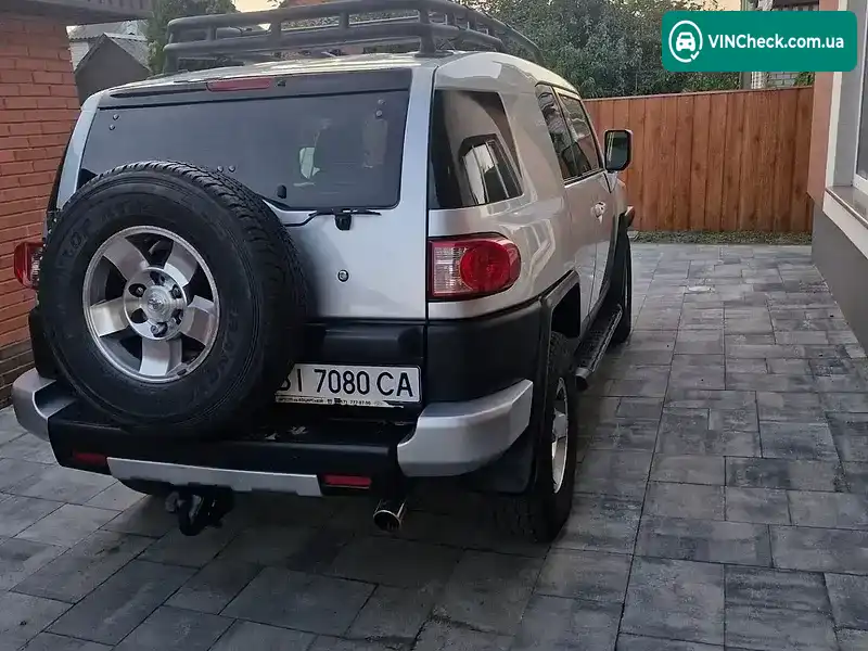 Toyota FJ Cruiser 2008, фото з оголошення 2 з 14, VIN JTEBU11F38K045189