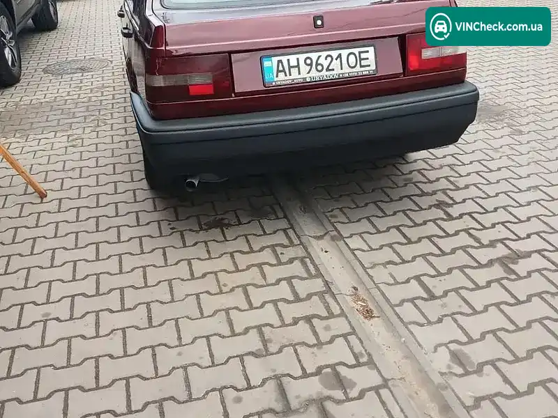 Volvo 440 1989, фото з оголошення 2 з 9, VIN XLBKX033EKC020025
