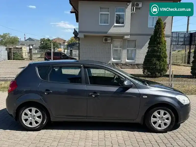 Kia Ceed 2009, фото з оголошення 2 з 12, VIN Y6DFF24129L147459