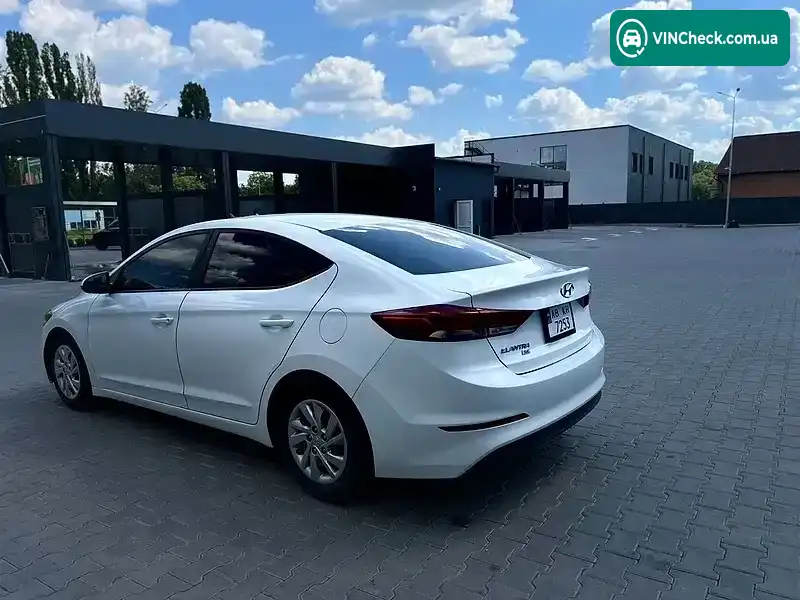 Hyundai Elantra 2017, фото з оголошення 2 з 20, VIN 5NPD74LF9JH286911